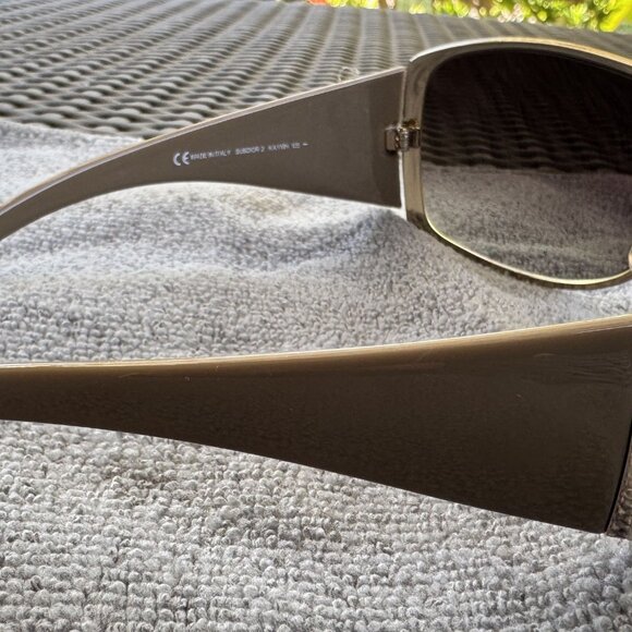 Super fashionable DIOR women's sunglasses - Picture 3 of 9